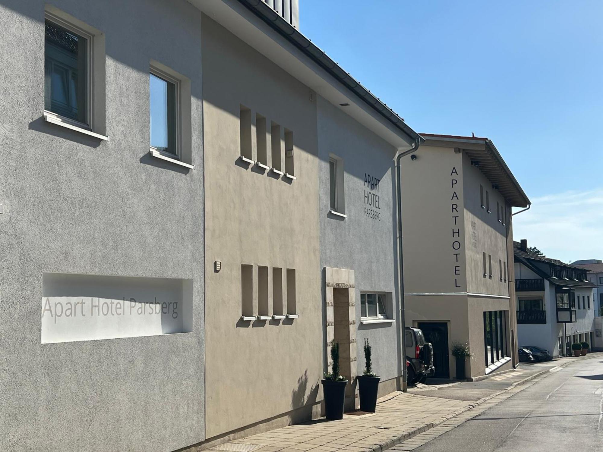 Aparthotel Parsberg Lferstl Eksteriør billede
